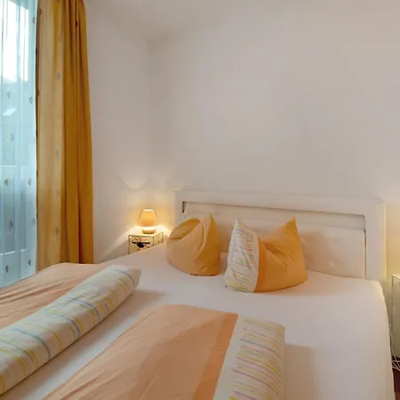 Ferienwohnung Charterpoint 2 * 바렌