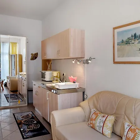 아파트 Ferienwohnung Charterpoint 2 바렌
